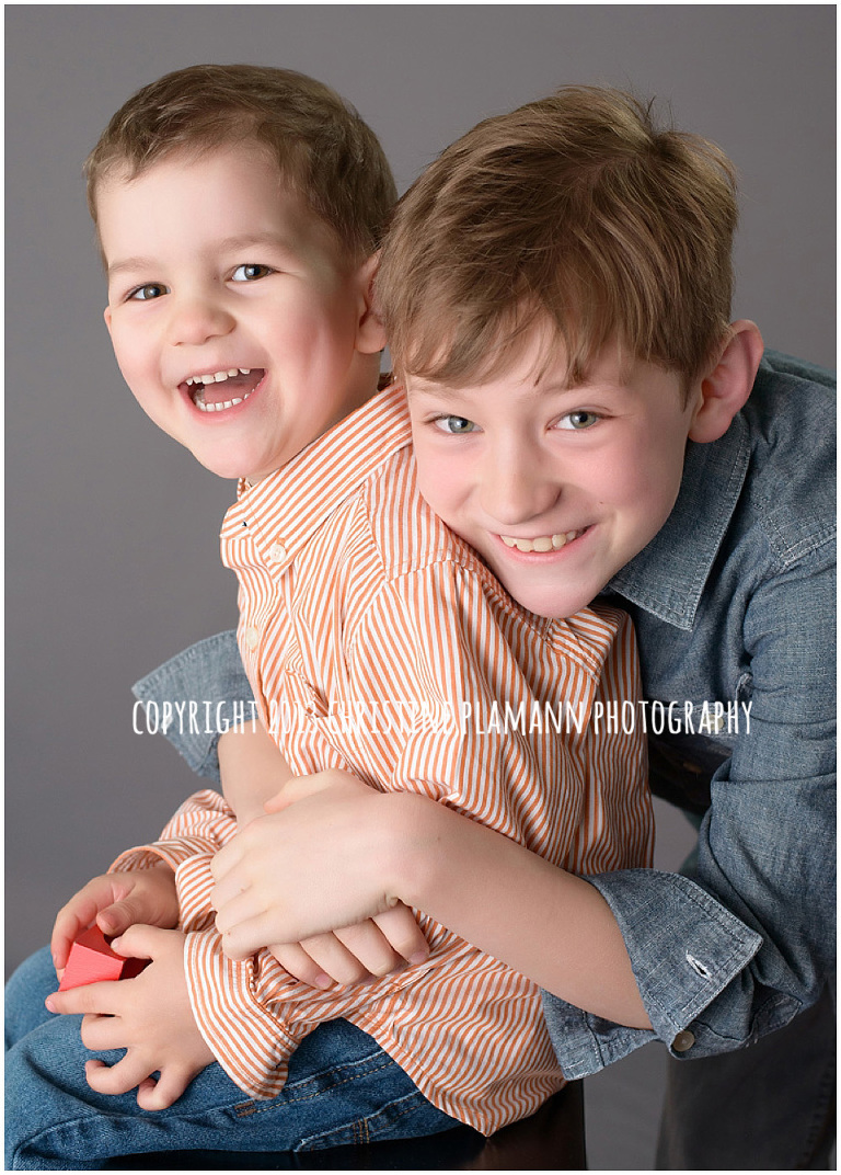 fun and modern kid photographer milwaukee